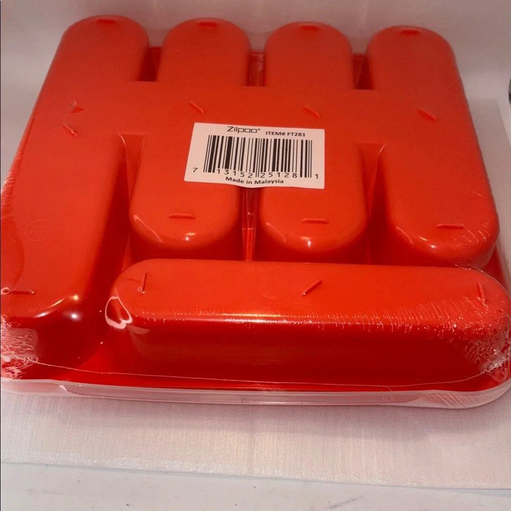 Zilpoo Red Plastic Plastic utensil Storage Box Case NWT